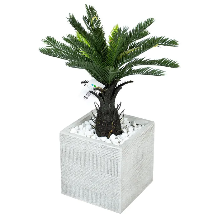 Штучна рослина Engard Fan Palm 60 см в кашпо (DW-2567-1)